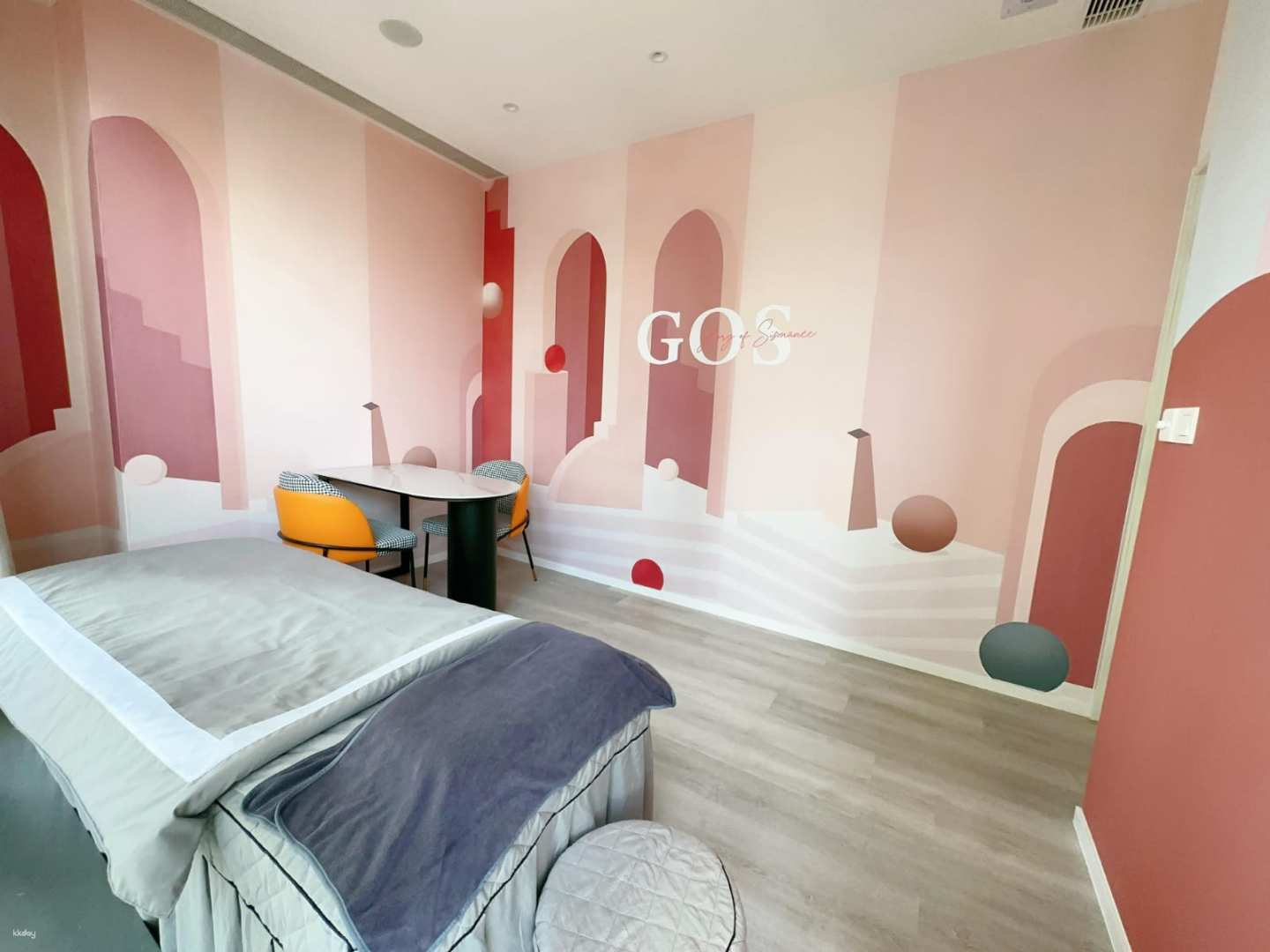 [Hong Kong SPA/Beauty Experience] GOS Beauty｜The signature water-purifying upgrade treatment｜Comprehensive neck lymphatic drainage｜Magnetic fork detoxification and edema removal｜Keratin eyelash lift｜Litch Kok - Photo 1 of 6